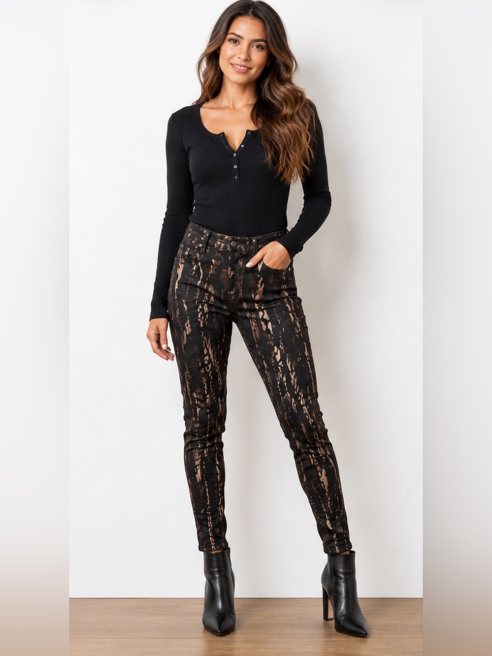White House Black Market The Skinny Jeans Winter Black Pattern